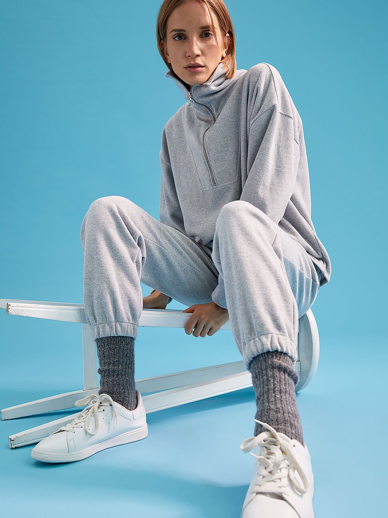 Штаны спортивные DeFacto модель T2026AZ-GR210 Фото