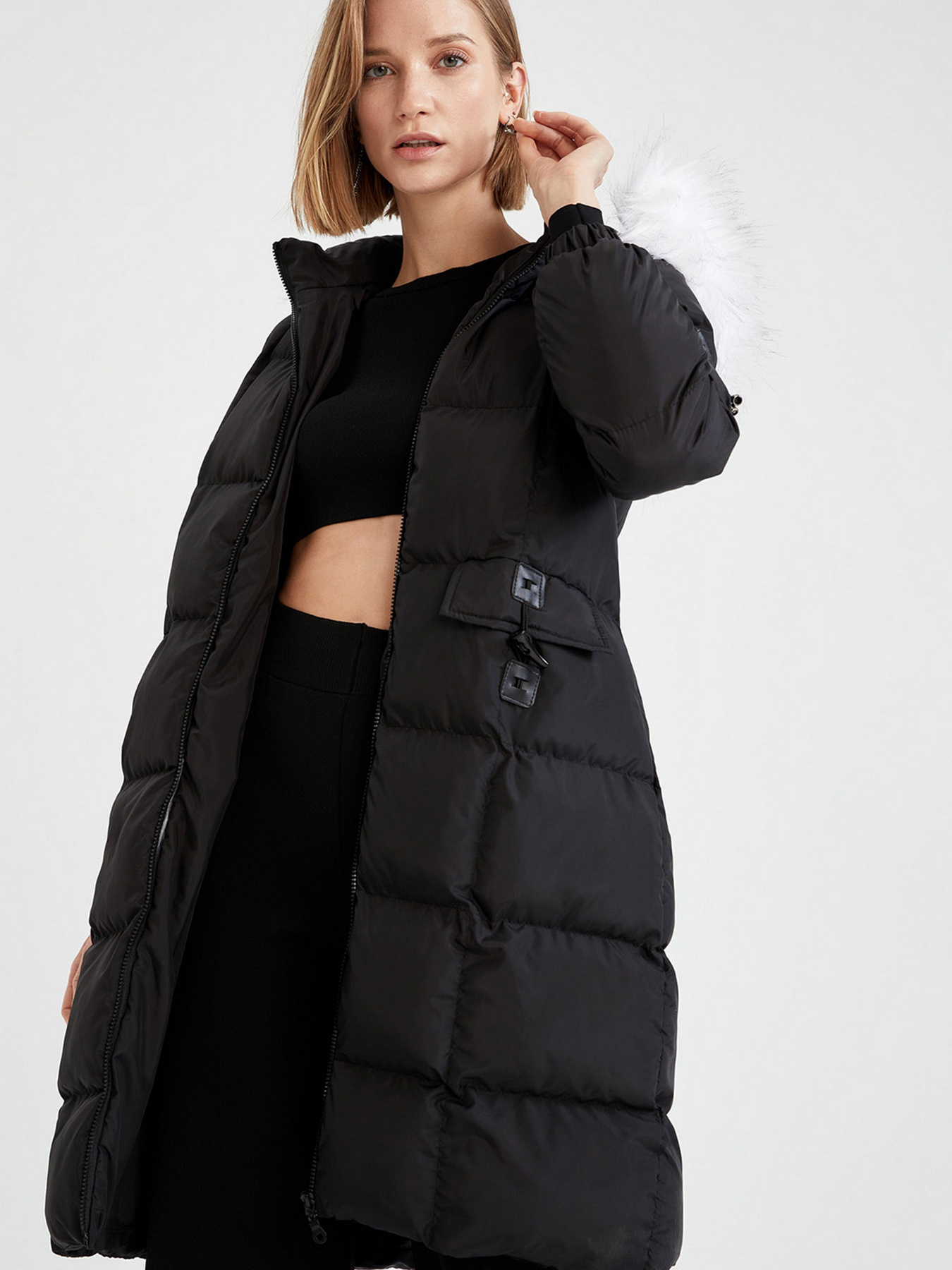 Зимова куртка DeFacto модель W9152AZ-BK27 Фото