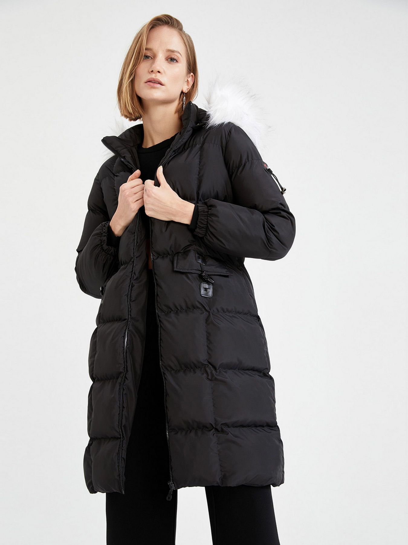 Зимова куртка DeFacto модель W9152AZ-BK27 Фото