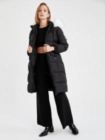 Зимова куртка DeFacto модель W9152AZ-BK27 Фото