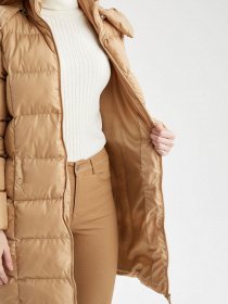 Пуховик DeFacto модель U2386AZ-BG415 Фото