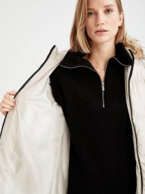 Пуховик DeFacto модель W9152AZ-ER14 Фото