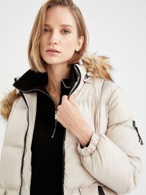 Пуховик DeFacto модель W9152AZ-ER14 Фото