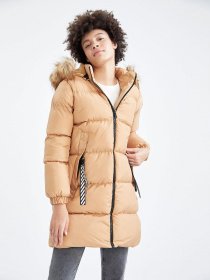 Пуховик DeFacto модель W9196AZ-BN54 Фото