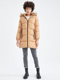 Пуховик DeFacto модель W9196AZ-BN54 Фото