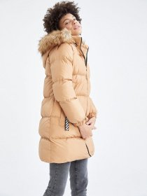 Пуховик DeFacto модель W9196AZ-BN54 Фото