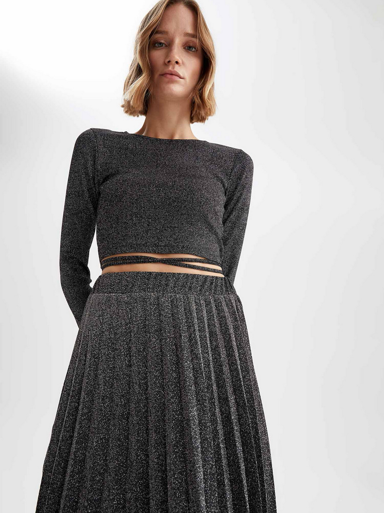 Лонгслив DeFacto модель W5470AZ-AR89 Фото