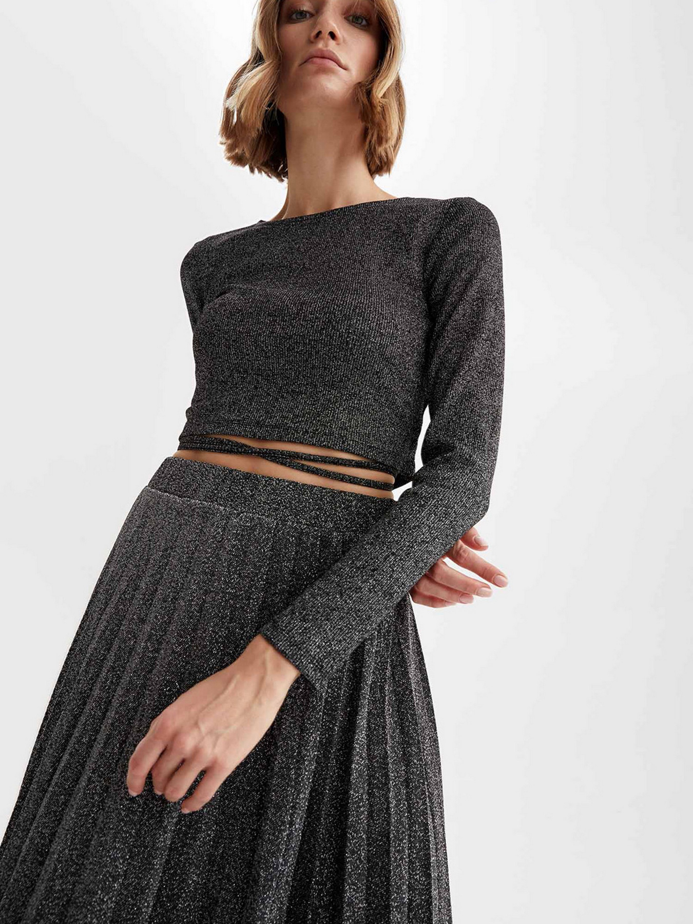 Лонгслив DeFacto модель W5470AZ-AR89 Фото