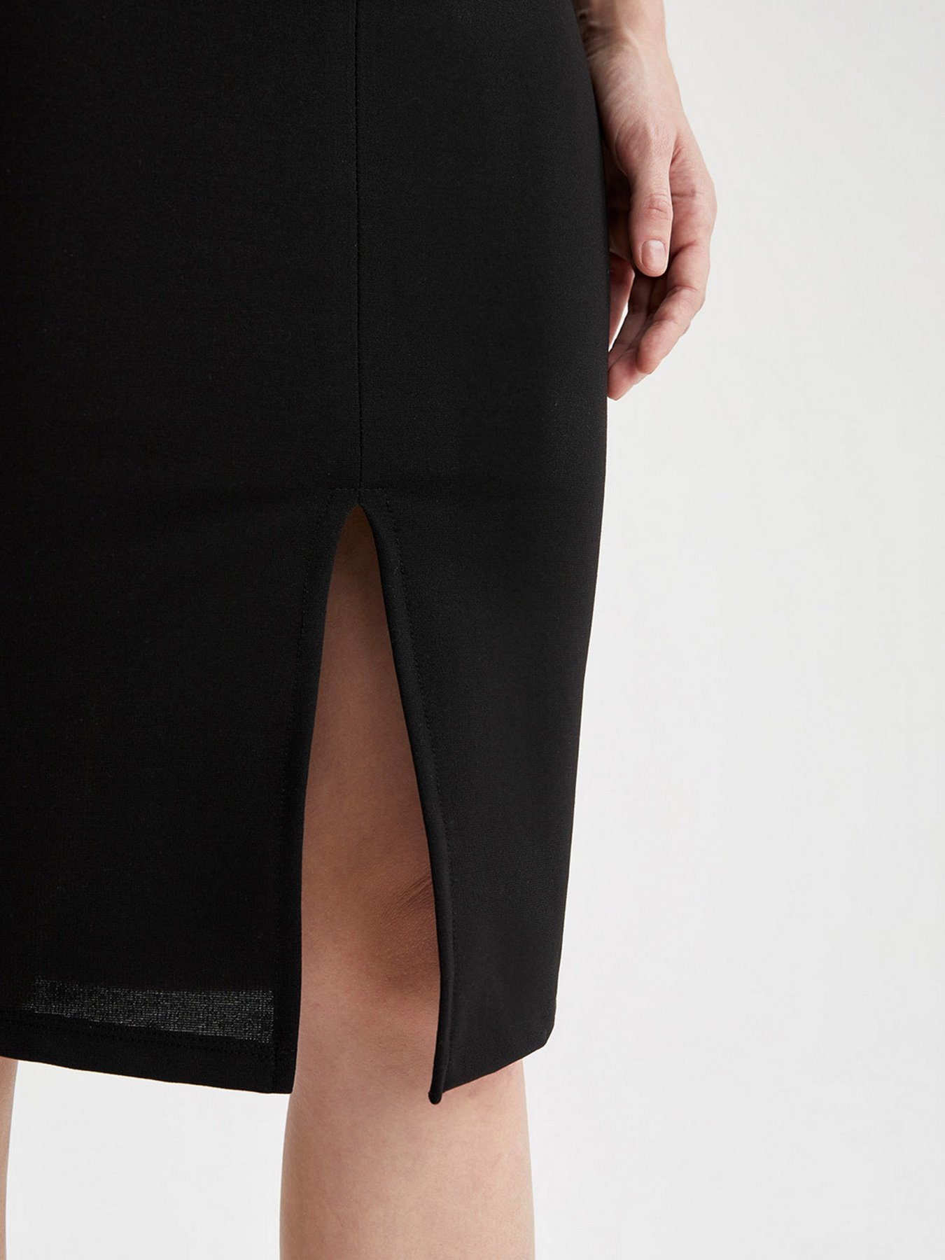 Спідниця міді DeFacto модель W9016AZ-BK27 Фото