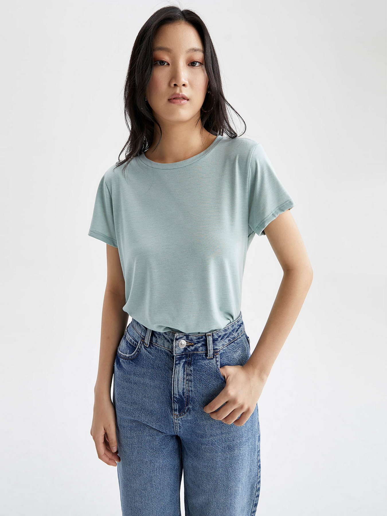 Футболки и поло DeFacto модель W7299AZ-TR302 Футболки и поло DeFacto модель W7299AZ-TR302 Фото