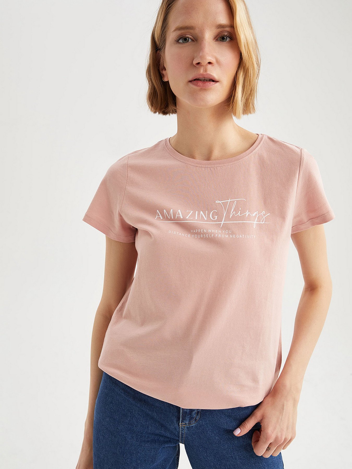 Футболки и поло DeFacto модель T8974AZ-BR105 Фото