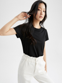 Футболка DeFacto модель W7299AZ-BK27 Фото