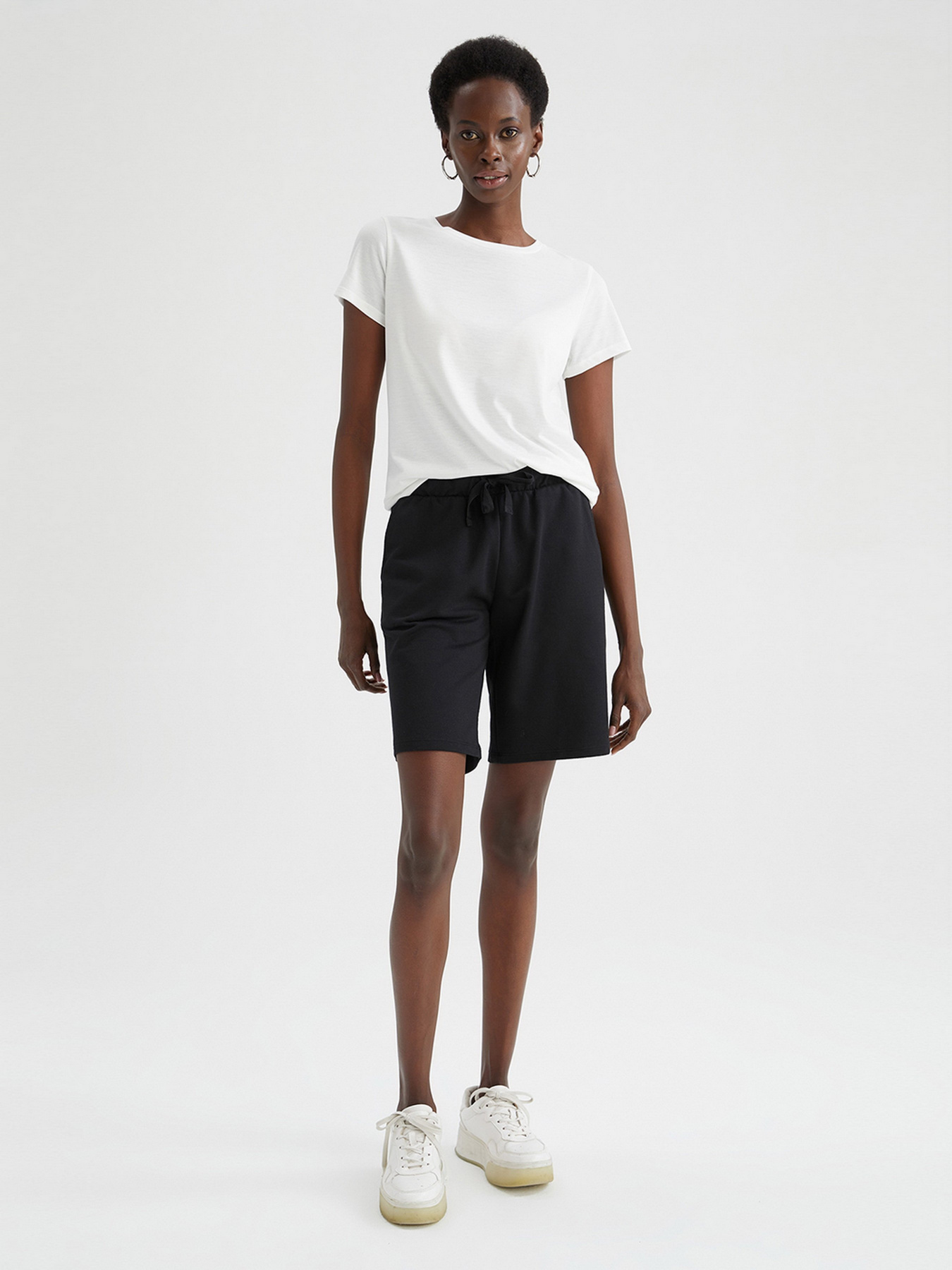 Футболки и поло DeFacto модель W7299AZ-ER105 Фото