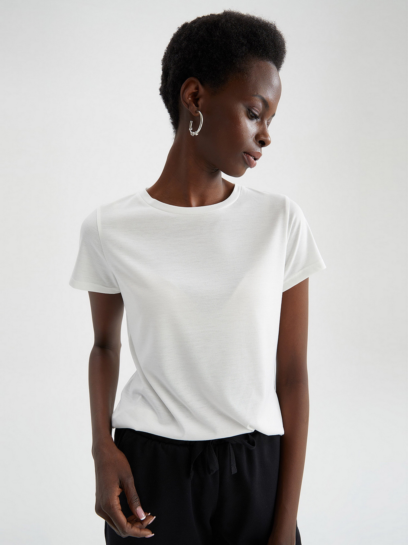 Футболки и поло DeFacto модель W7299AZ-ER105 Фото