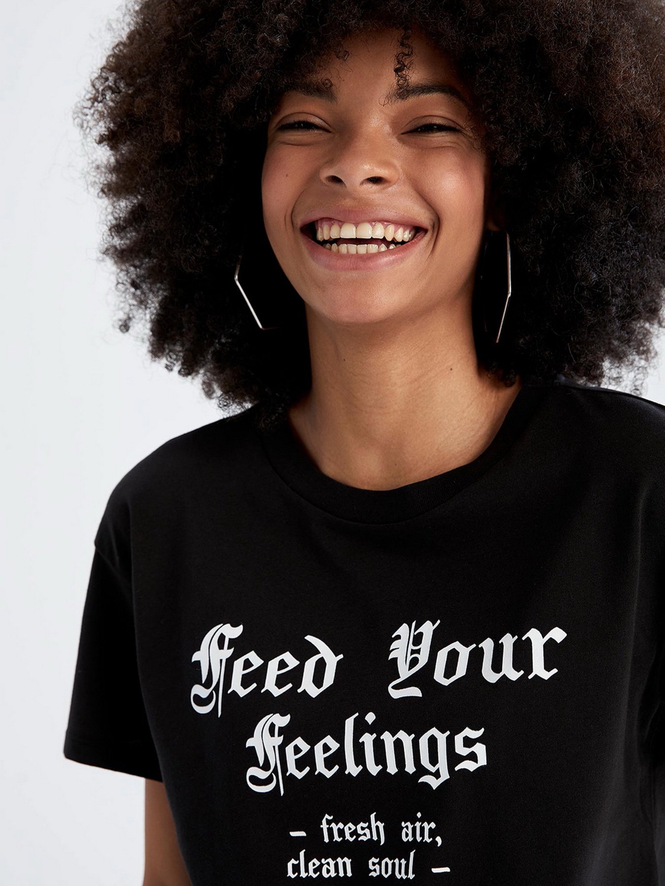 Футболки и поло DeFacto модель X0960AZ-BK81 Фото