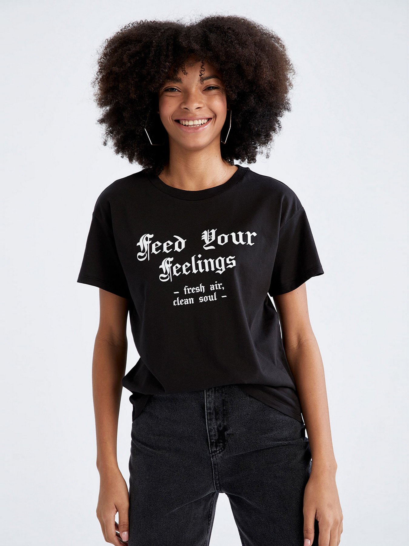 Футболки и поло DeFacto модель X0960AZ-BK81 Фото