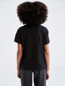 Футболки і поло DeFacto модель X0960AZ-BK81 Футболки і поло DeFacto модель X0960AZ-BK81 Фото