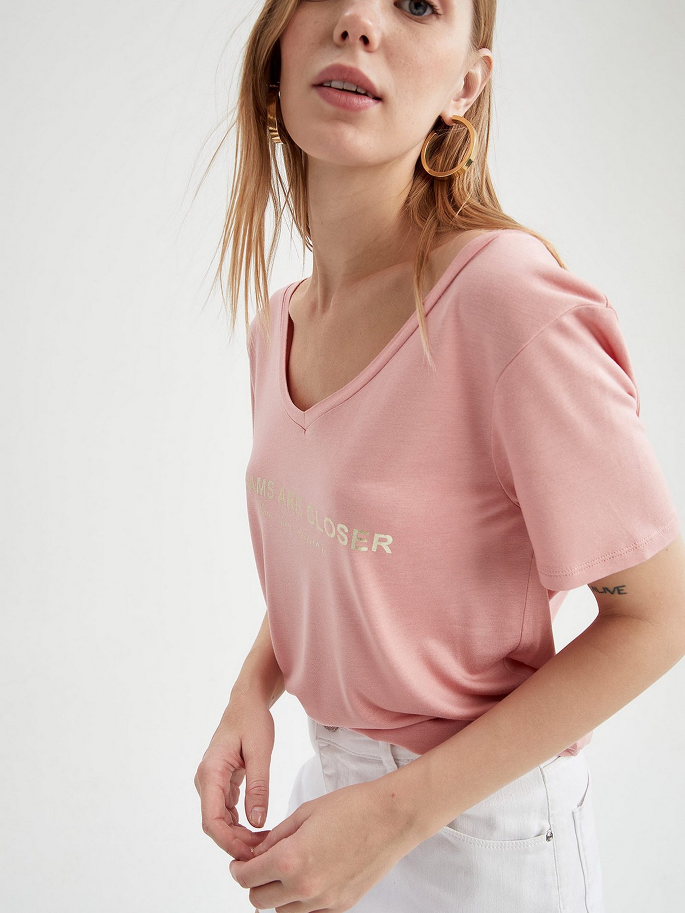 Футболка DeFacto модель W2903AZ-BR74 Фото