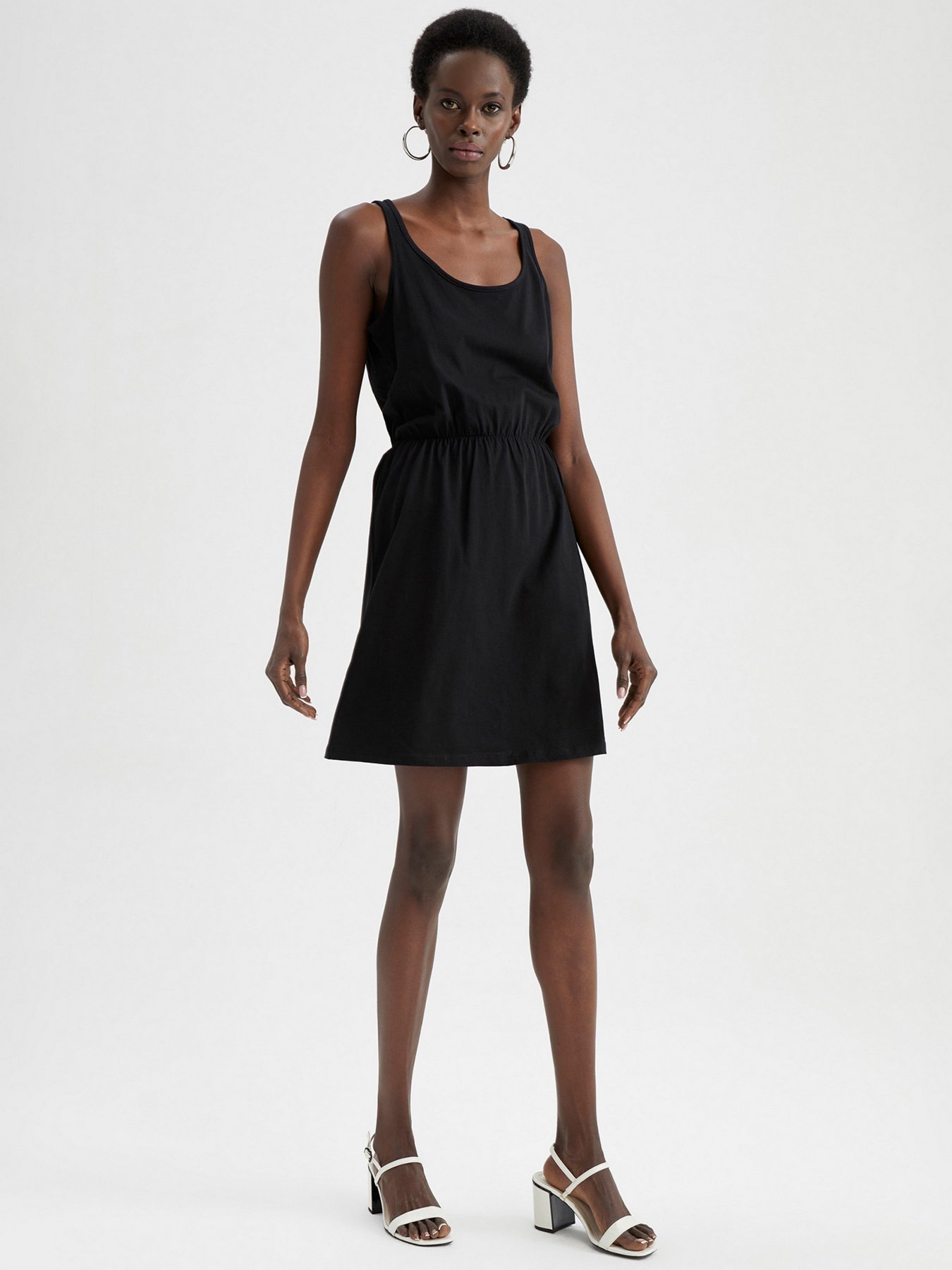 Платье мини DeFacto модель T8056AZ-BK23 Фото