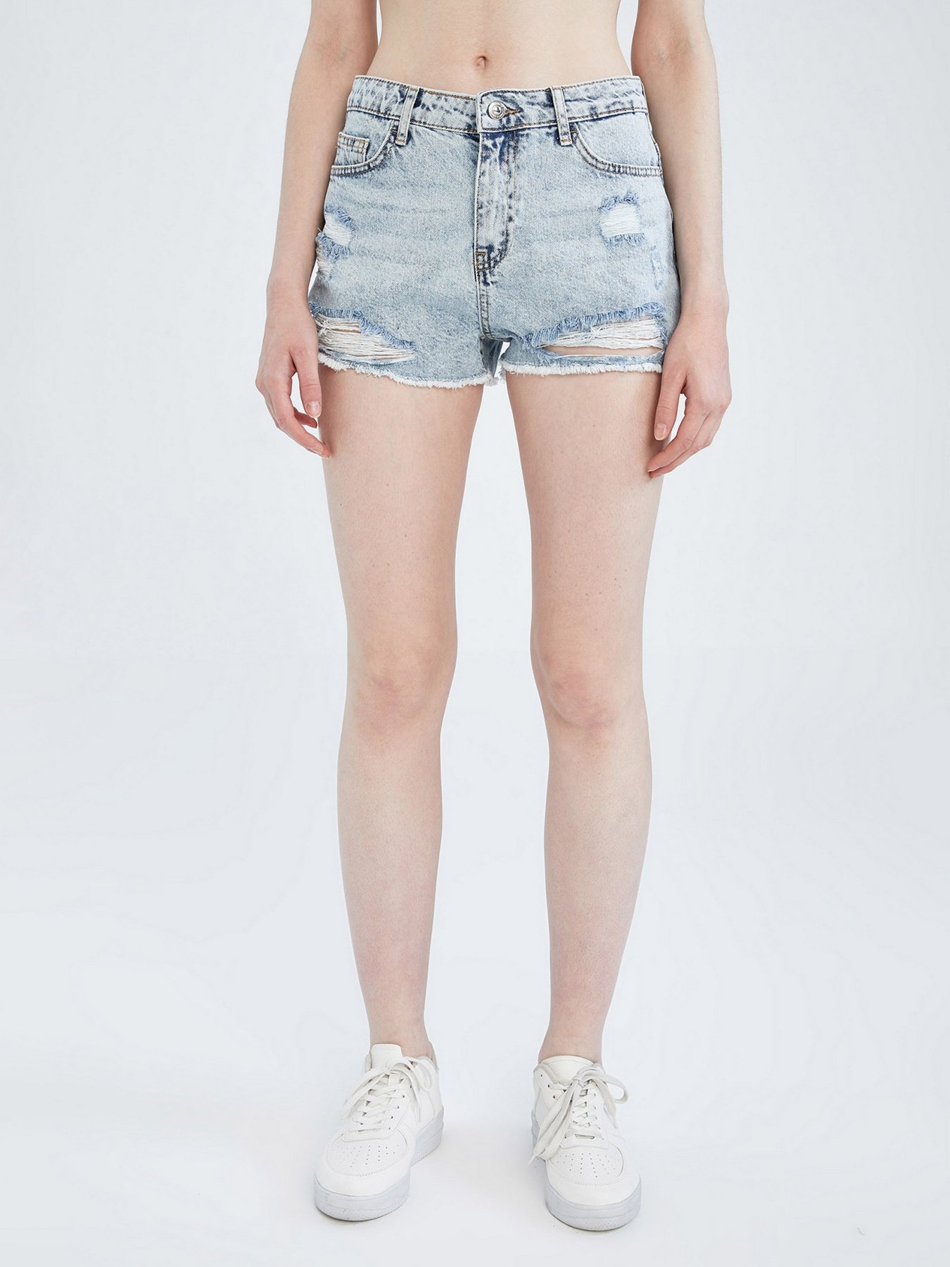 Шорты джинсовые DeFacto модель X3017AZ-NM28 Фото