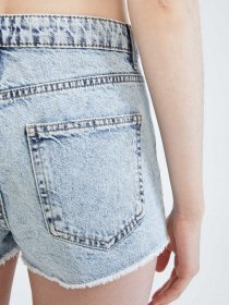 Джинсові шорти DeFacto модель X3017AZ-NM28 Джинсові шорти DeFacto модель X3017AZ-NM28 Фото