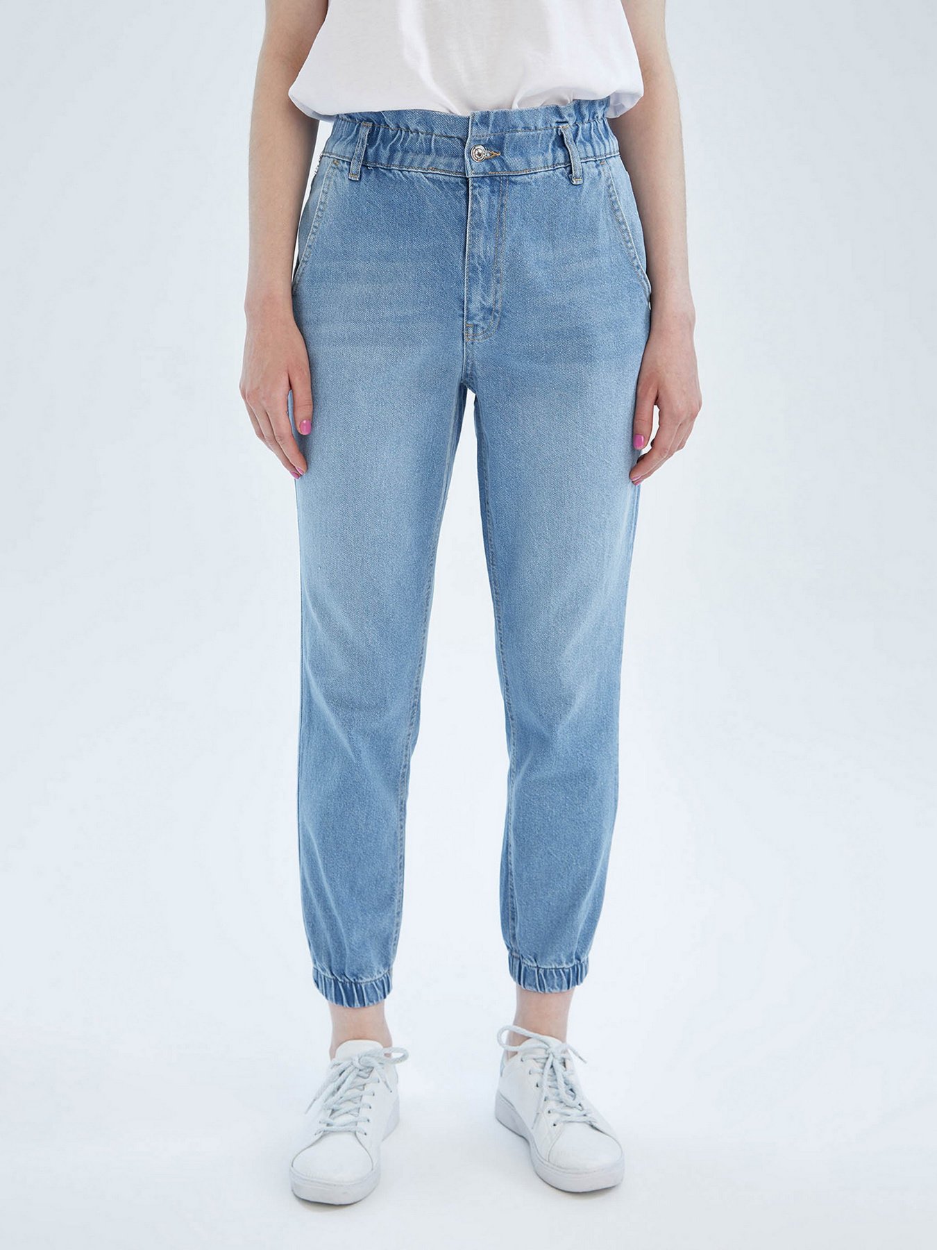 Бойфренди DeFacto Jogger модель Y1790AZ-NM39 Бойфренди DeFacto Jogger модель Y1790AZ-NM39 Фото