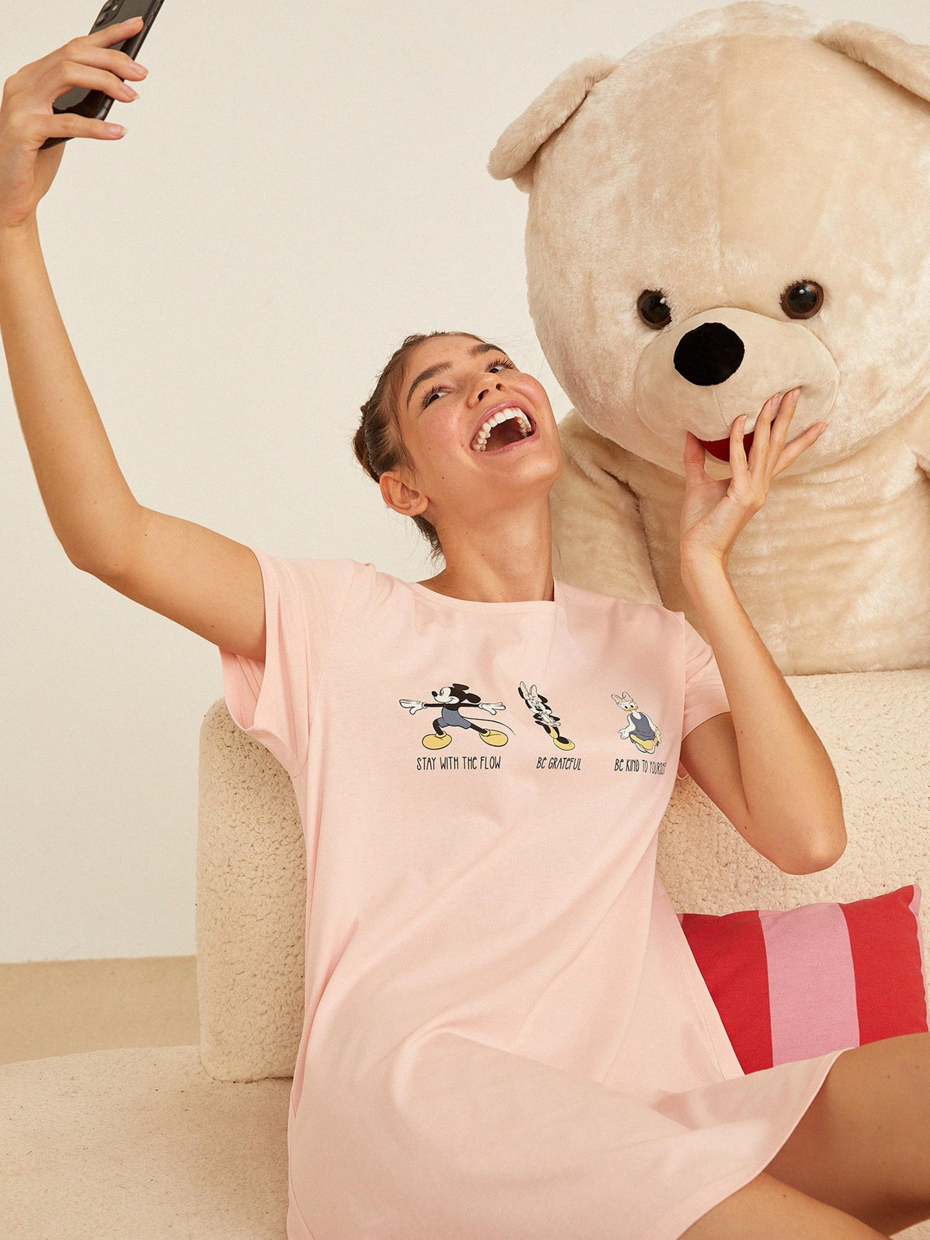 Ночная рубашка DeFacto модель X0721AZ-PN238 Фото