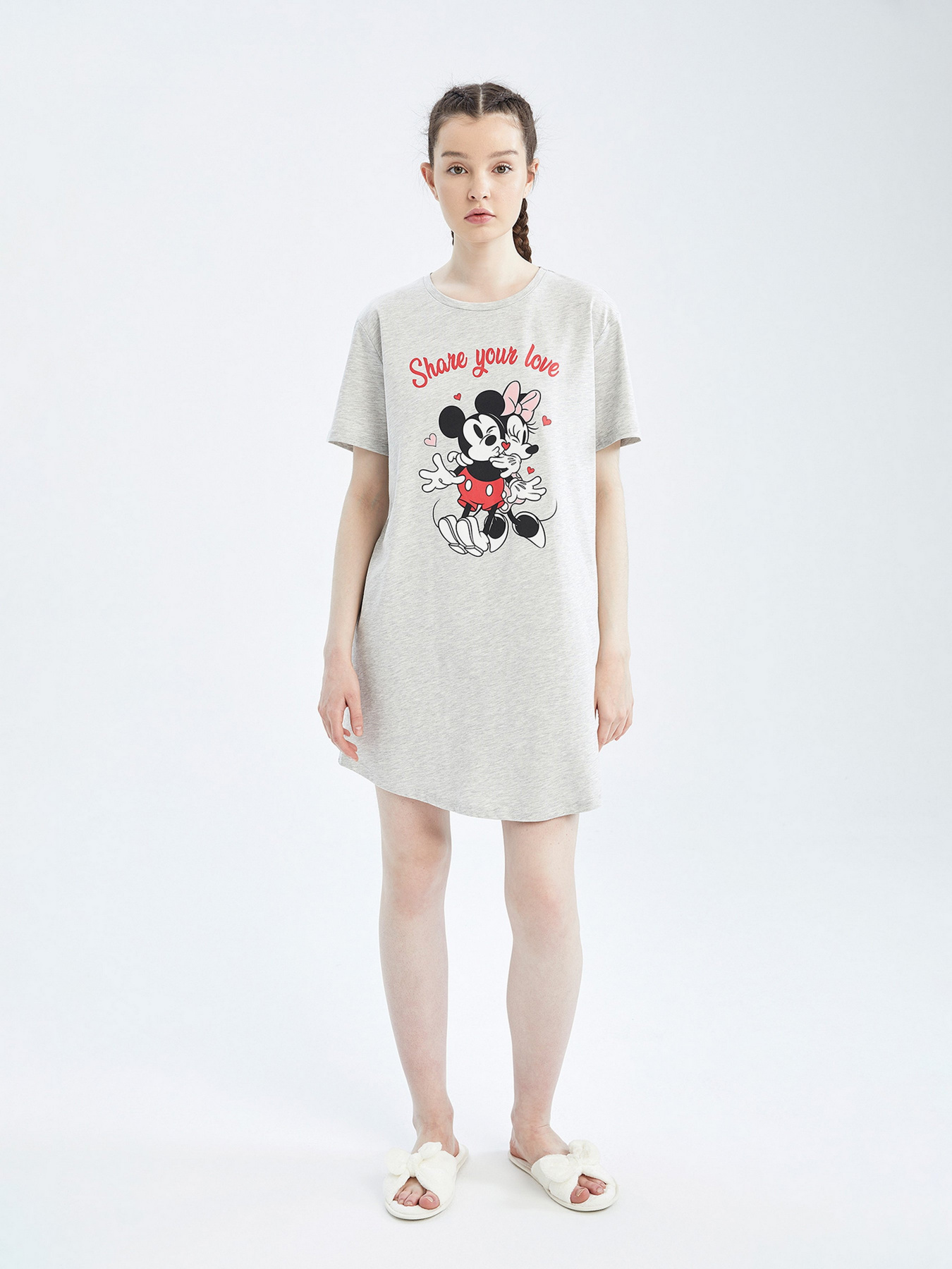 Нічна сорочка DeFacto модель Y0900AZ-GR93 Нічна сорочка DeFacto модель Y0900AZ-GR93 Фото