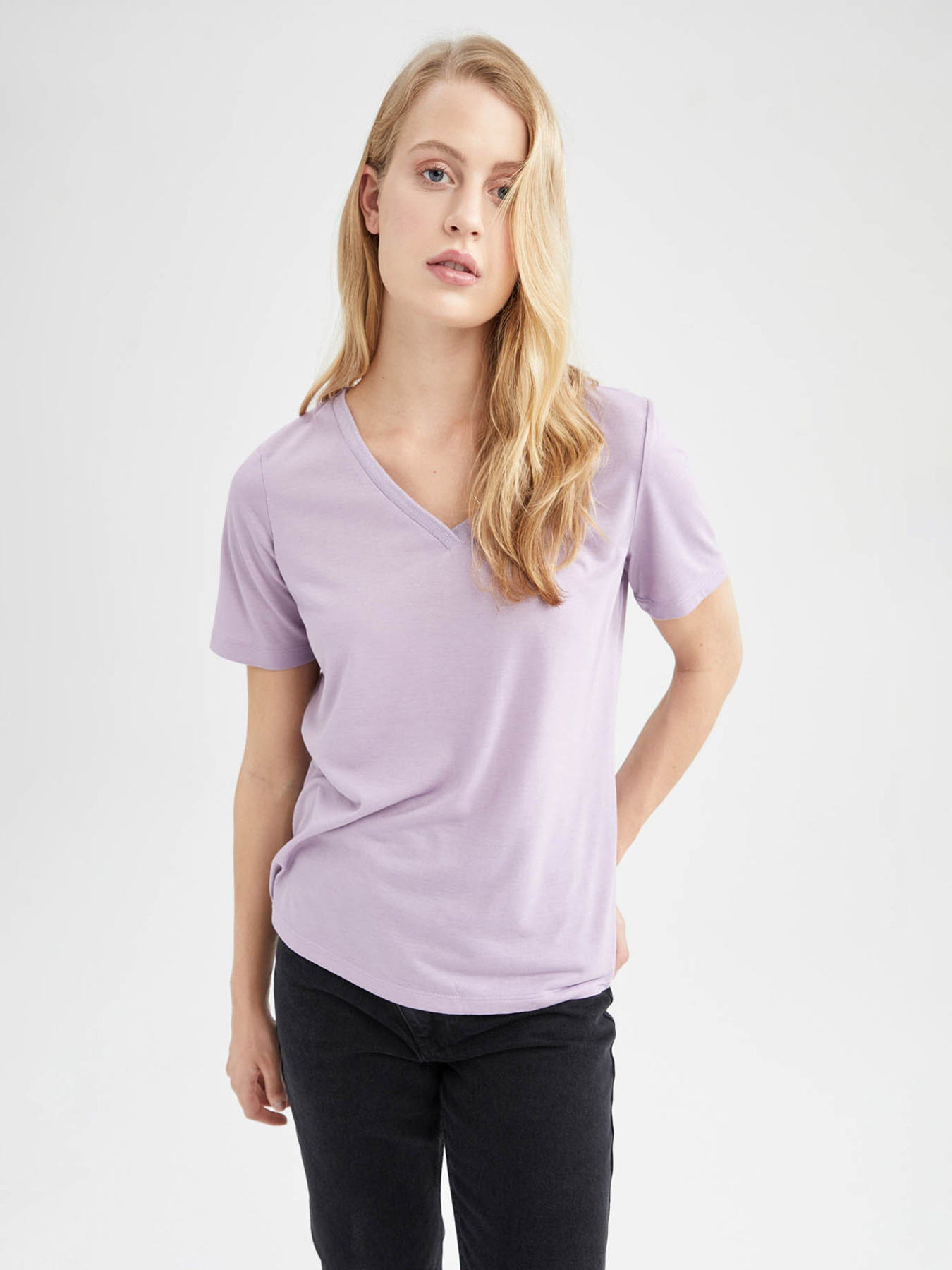 Футболка DeFacto модель K5057AZ-PR67 Фото