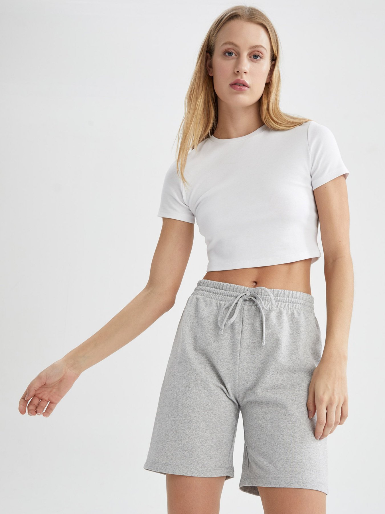 Шорты DeFacto модель U4570AZ-GR210 Фото