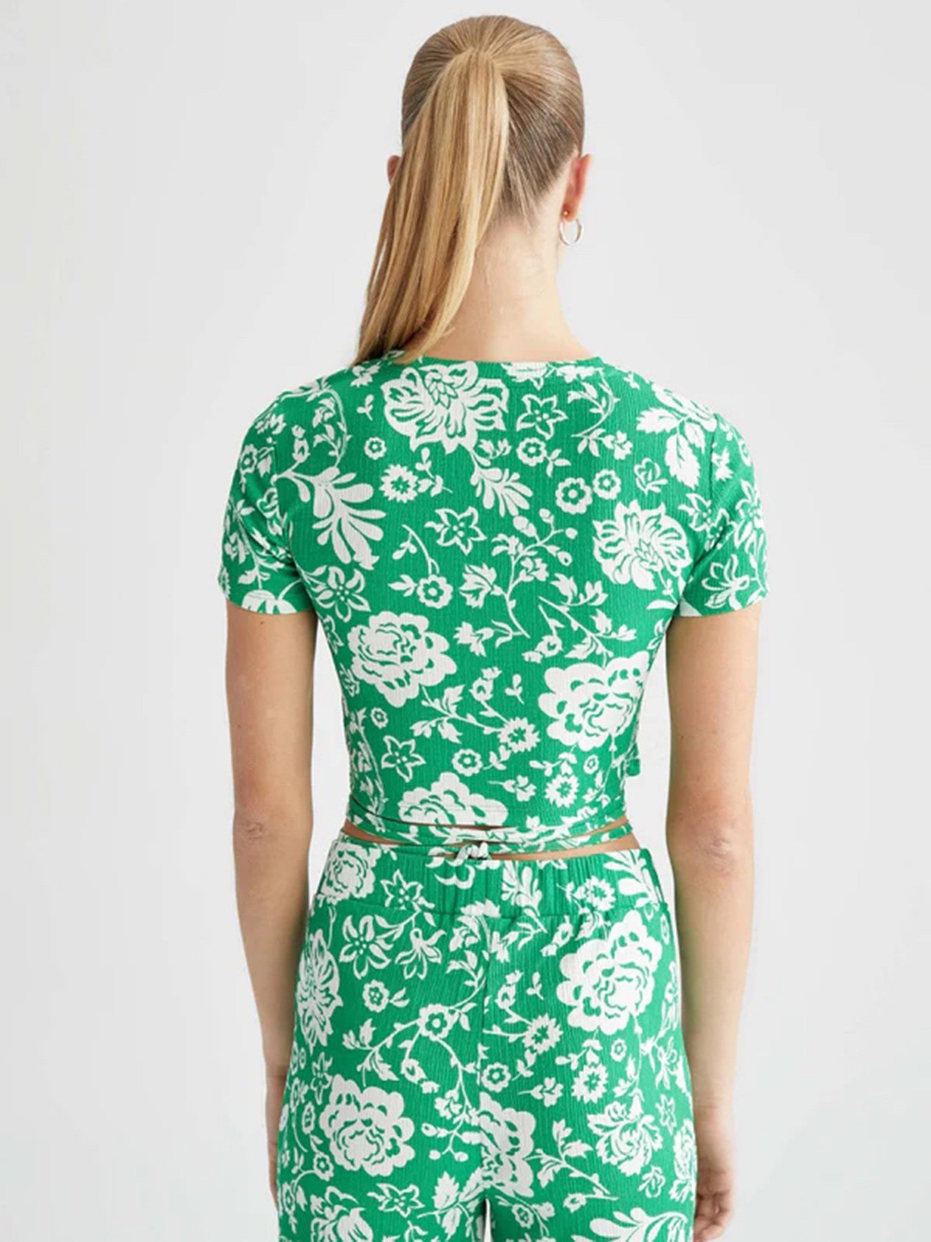 Футболка DeFacto модель X6076AZ-GN448 Фото