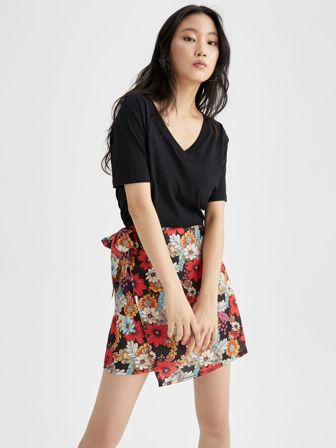 Футболки и поло DeFacto модель W9578AZ-BK28 Фото