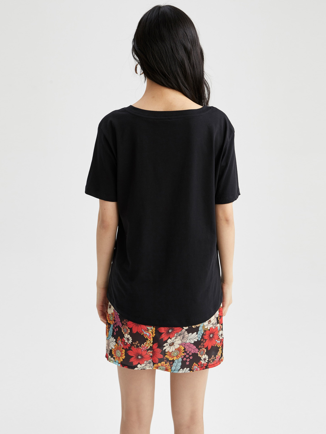 Футболки і поло DeFacto модель W9578AZ-BK28 Фото