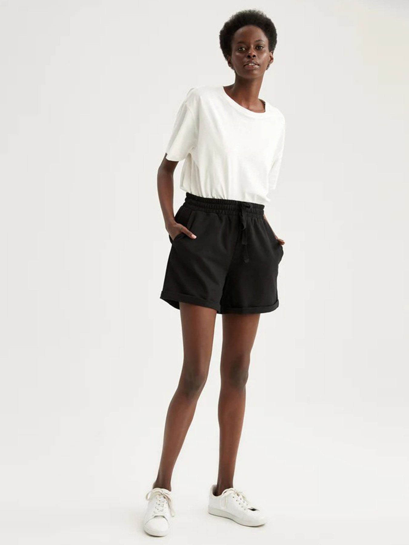 Шорти DeFacto модель X6153AZ-BK81 Фото