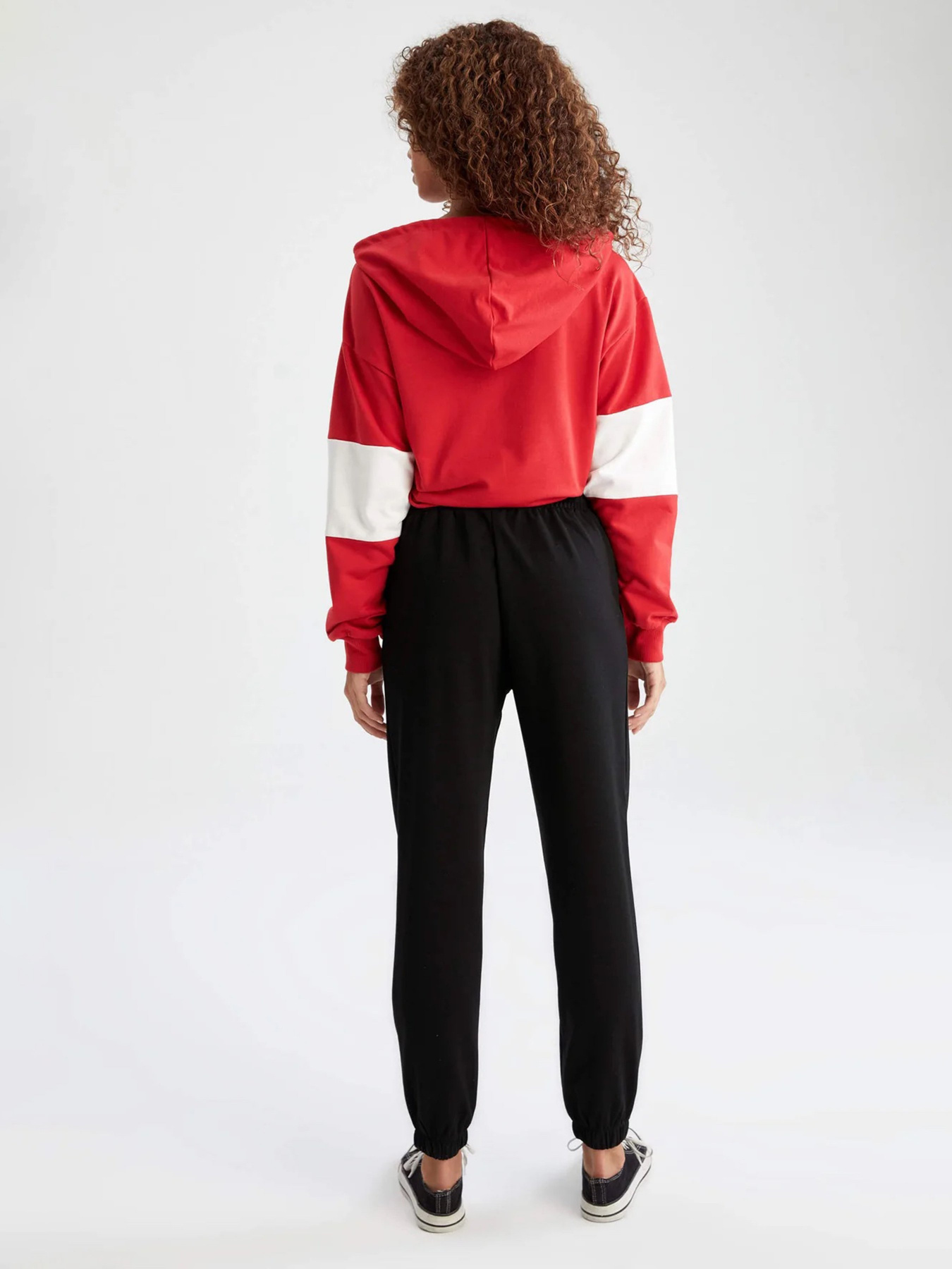 Джогери DeFacto модель S8381AZ-BK81 Фото