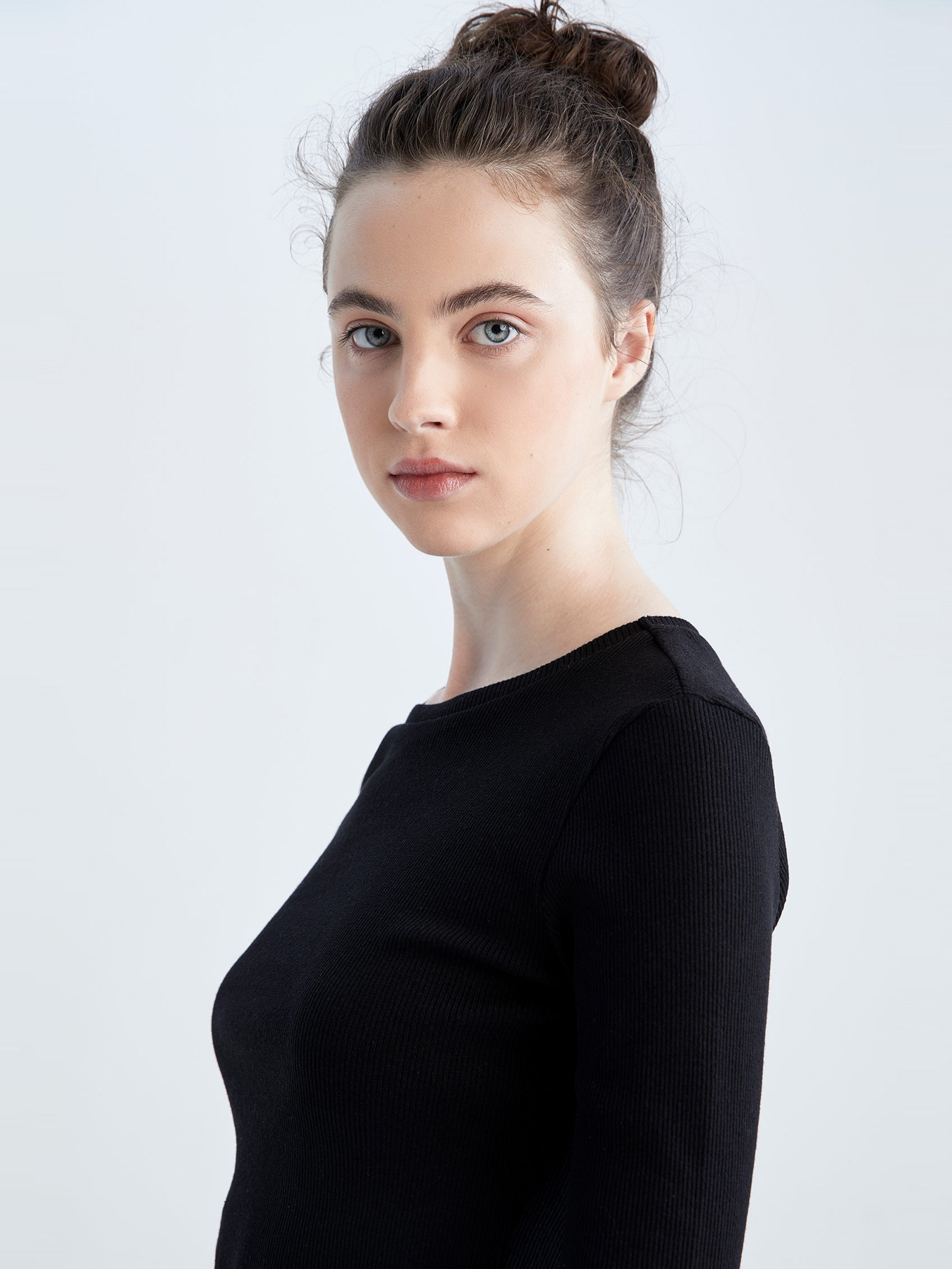 Топ DeFacto модель Y9870AZ-BK81 Фото