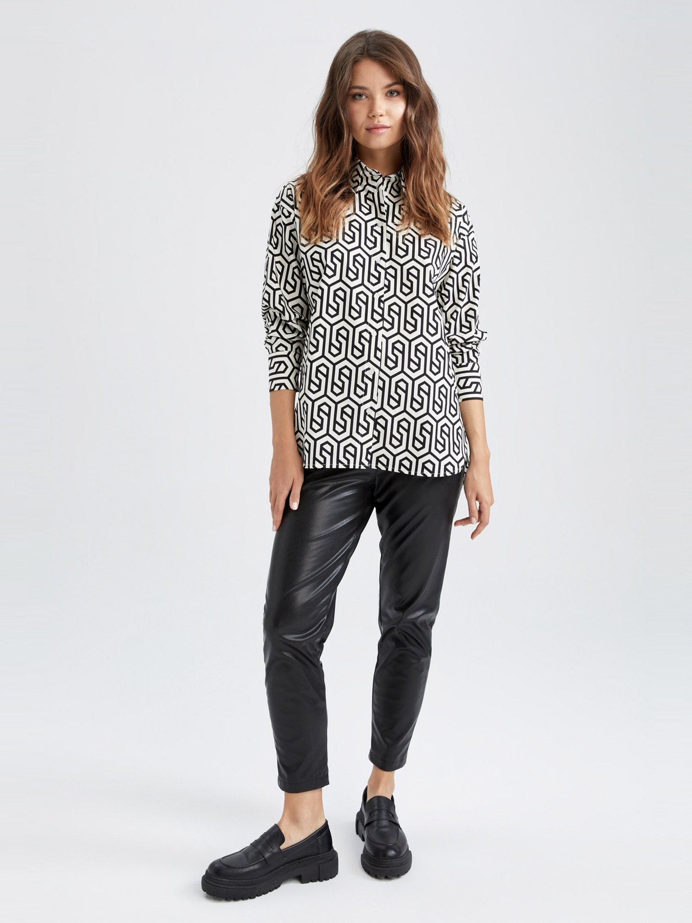 Повсякденні штани DeFacto модель V8910AZ-BK27 Фото