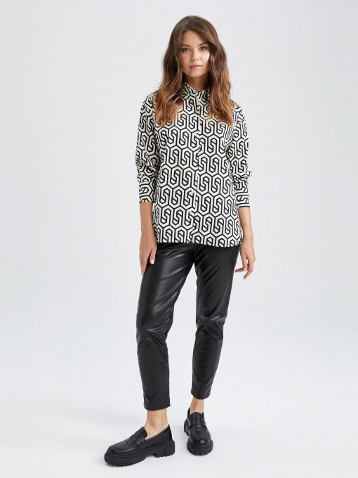 Повседневные штаны DeFacto модель V8910AZ-BK27 Фото