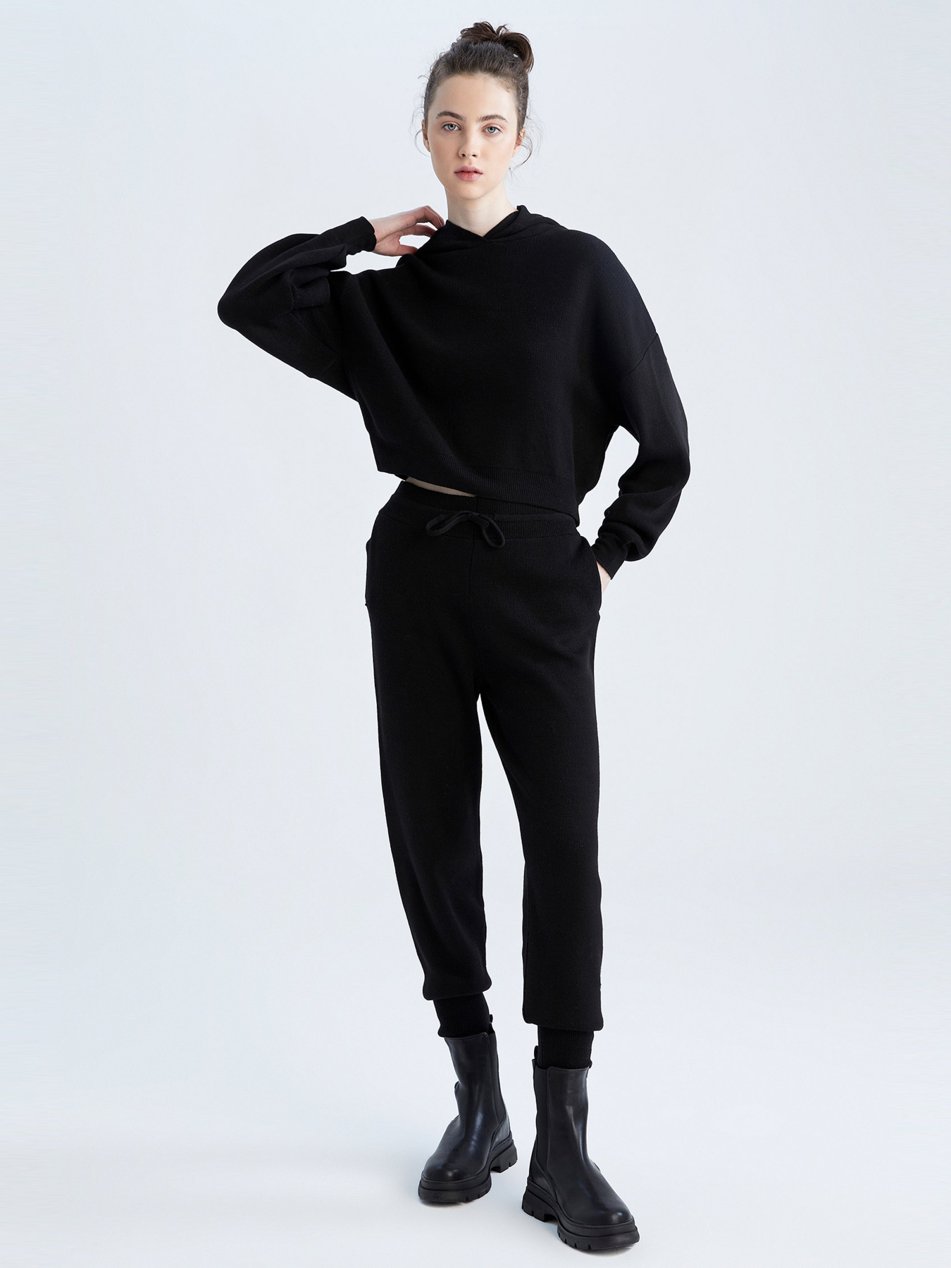 Джоггеры DeFacto модель R1701AZ-BK27 Фото