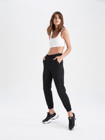 Джогери DeFacto модель U3491AZ-BK27 Джогери DeFacto модель U3491AZ-BK27 Фото