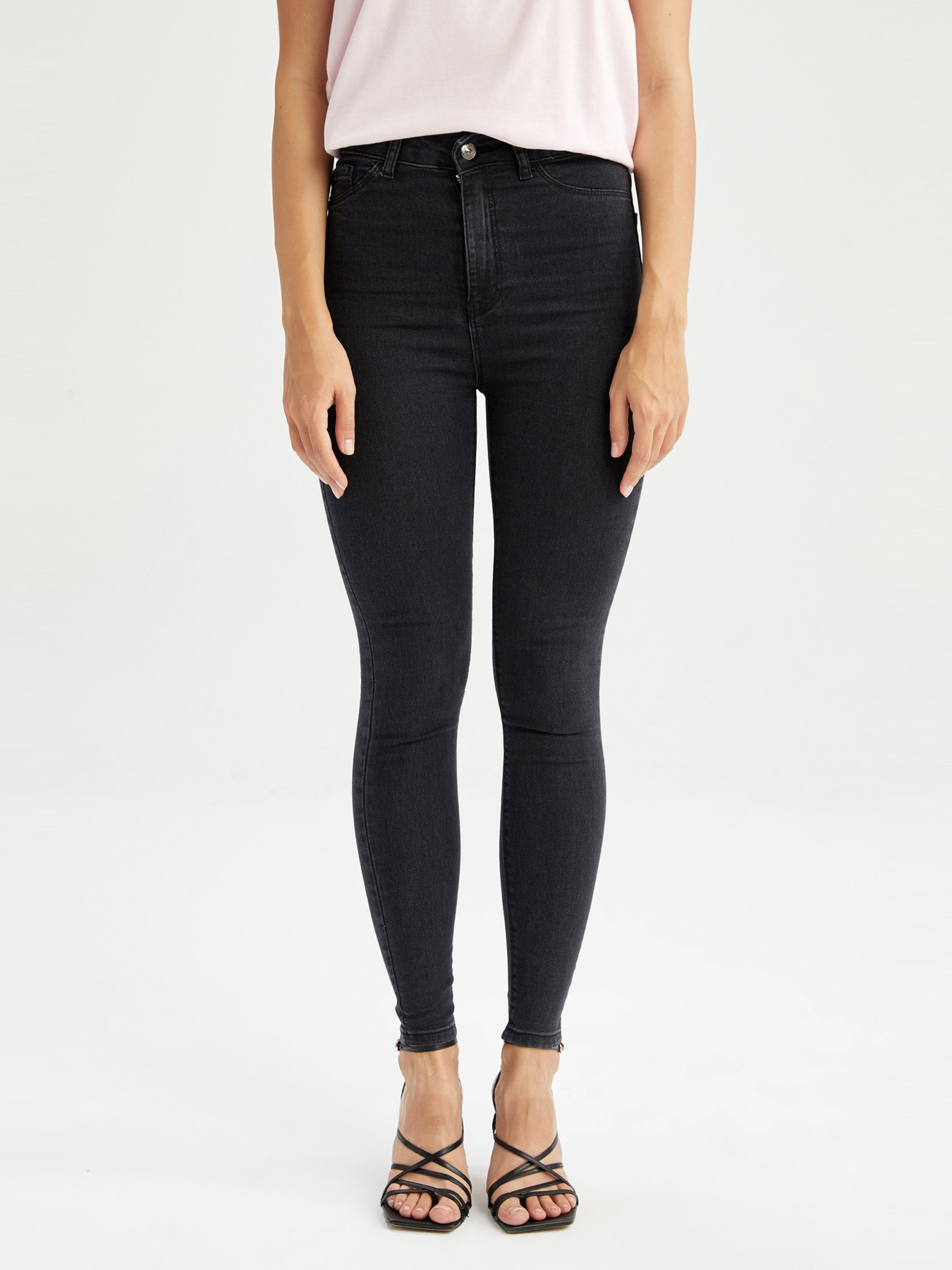 Скіні джинси DeFacto модель Y7204AZ-NM36 Фото