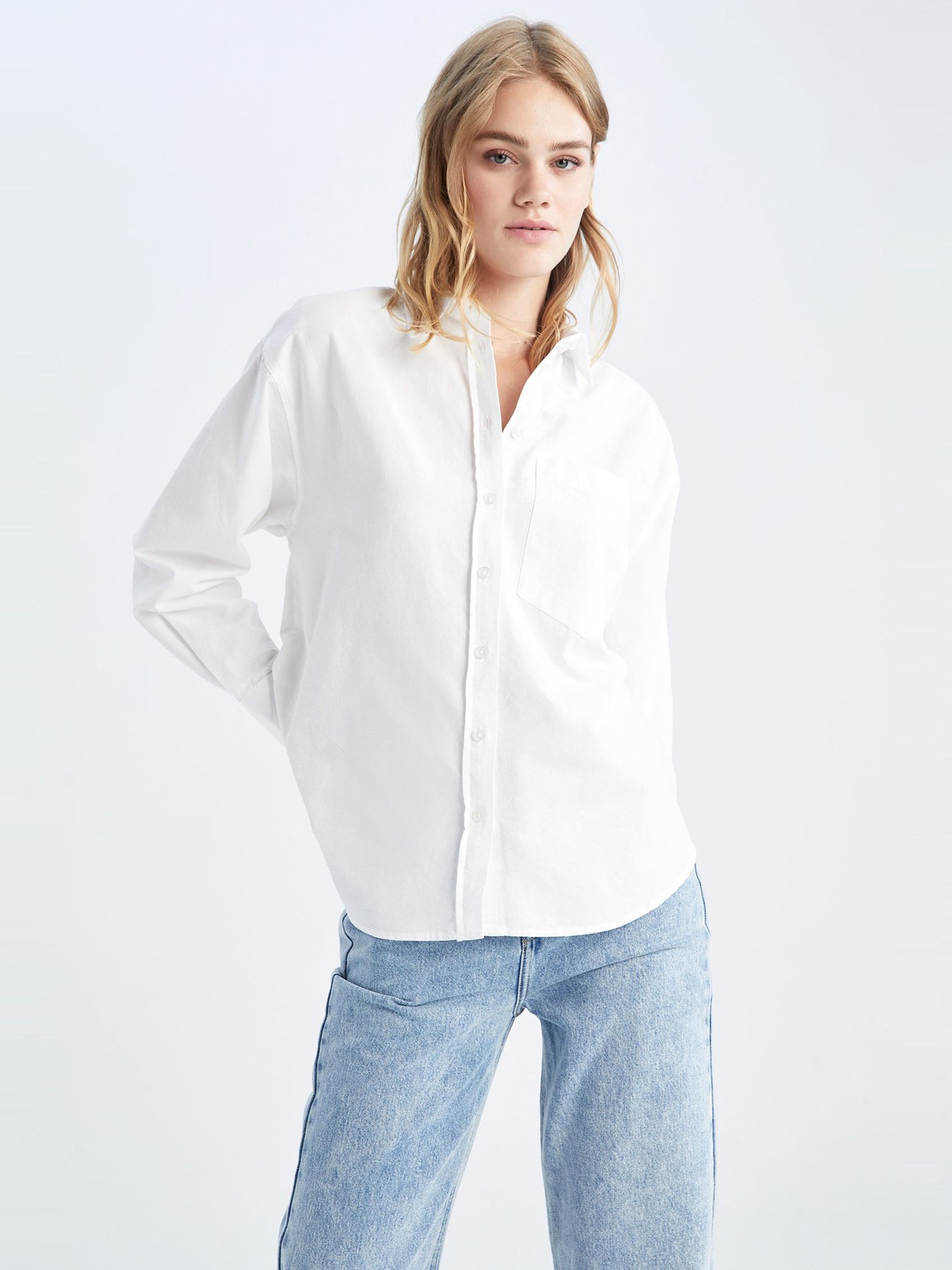 Сорочка повсякденна DeFacto модель V2439AZ-WT34 Фото