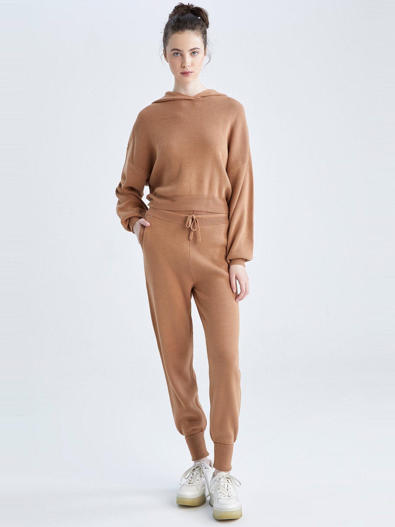 Брюки повседневные DeFacto модель R1701AZ-BN156 Фото