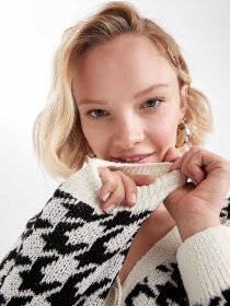 Кардиган DeFacto модель U2434AZ-BK27 Фото