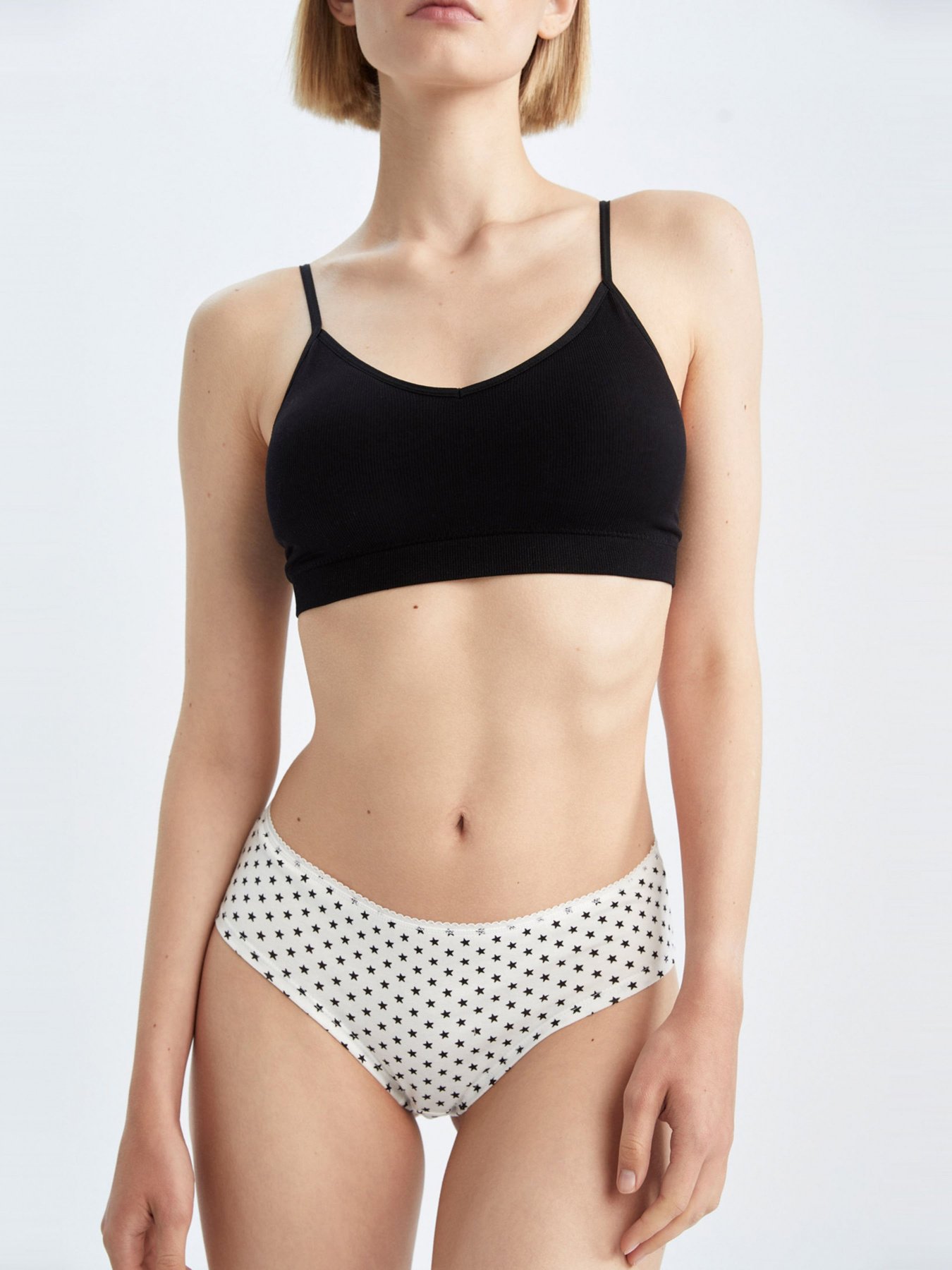 Набор трусов DeFacto модель U6044AZ-BK27 Фото