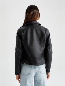 Шкіряна куртка DeFacto модель W6057AZ-BK27 Шкіряна куртка DeFacto модель W6057AZ-BK27 Фото