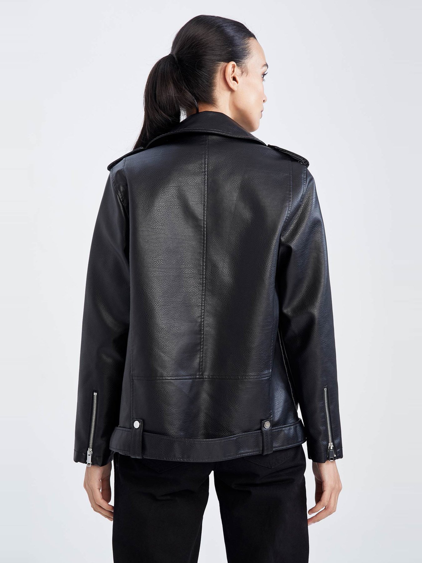 Шкіряна куртка DeFacto модель W6065AZ-BK27 Фото