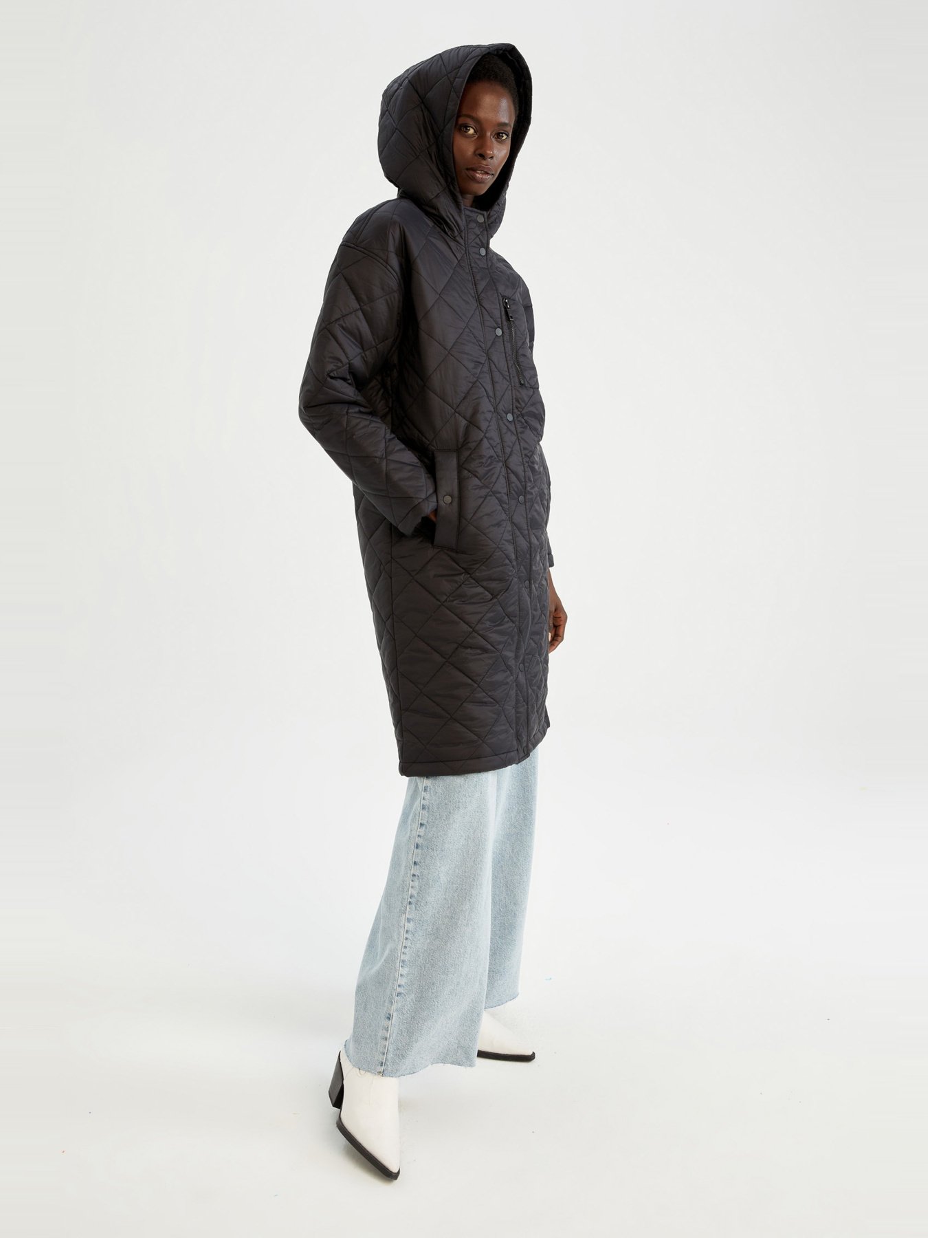 Демисезонная куртка DeFacto модель W7264AZ-BK27 Фото