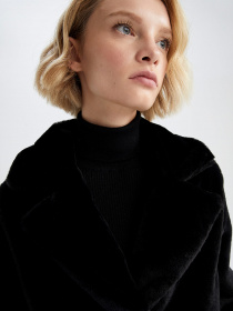 Шуба DeFacto модель X2186AZ-BK27 Шуба DeFacto модель X2186AZ-BK27 Фото