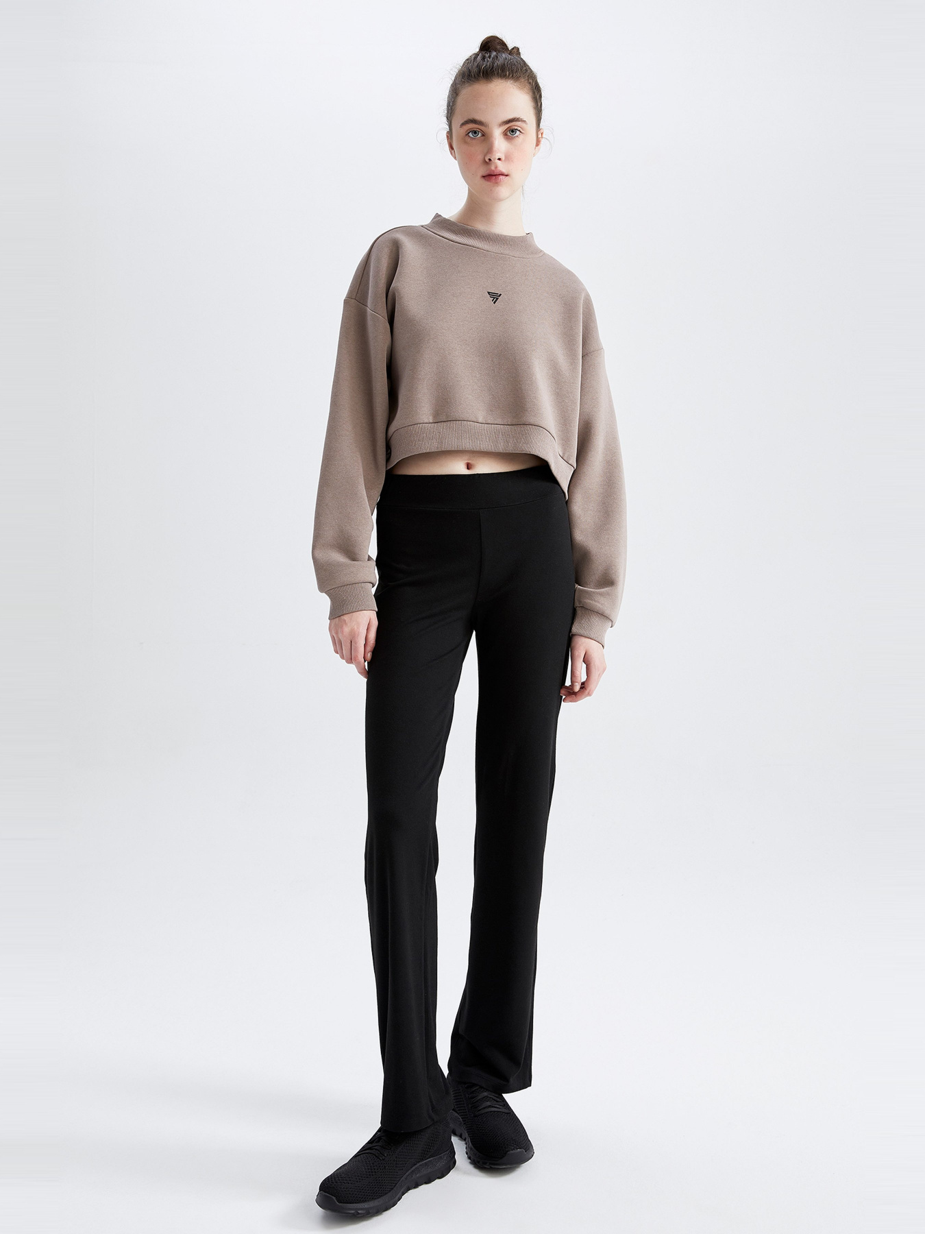 Світшот DeFacto модель Y9533AZ-GR246 Фото